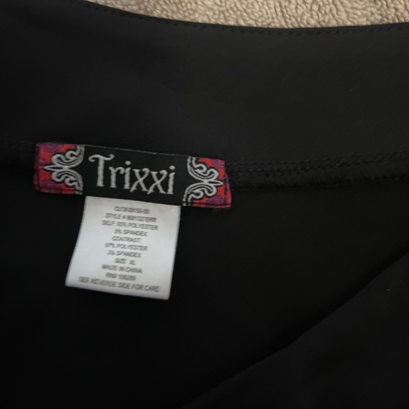 Sequined one shoulder dolman sleeved dress - Picture 4 of 5